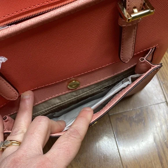💕 Michael kors NWT jet set leather medium peach tote gorgeous 💕 - Picture 4 of 15